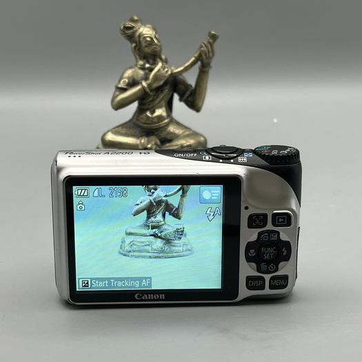 Canon PowerShot A2200 HD 14.1MP Digital Camera Silver and Black - Full Kit