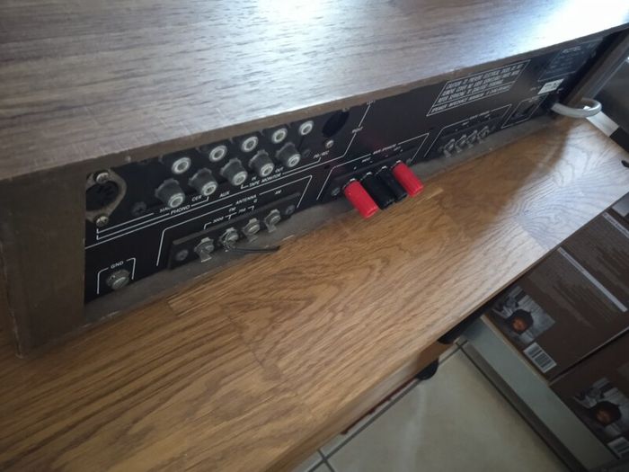 Rotel rx 102 stereo fm receiver with modified power amplifier from 2 x IC 15 W to descrete power amp 2 x 80W