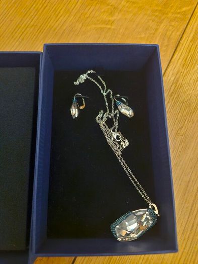 Swarovski set