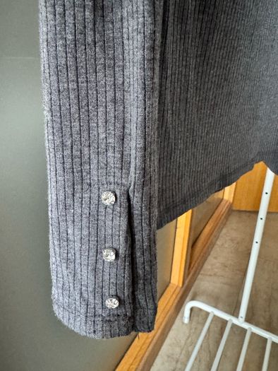 Stradivarius grey long sleeve top size S