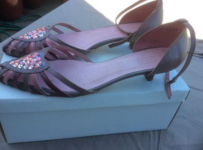 Size 8 sandals/ shoe