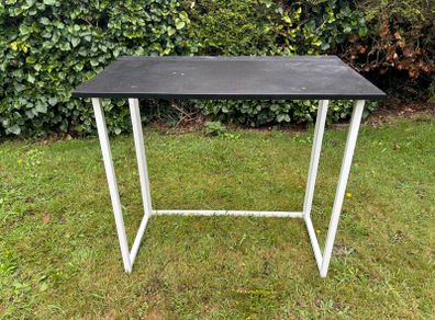 Smart designer collapsible computer desk for sale in very good condition