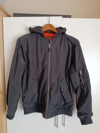 Bomber jacket