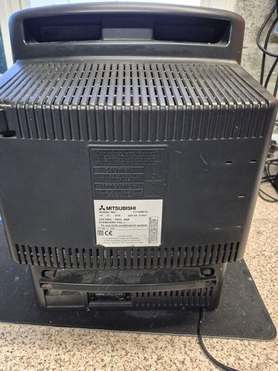 mitsubishi tv CT14MV1L Tv and VCR Combination System