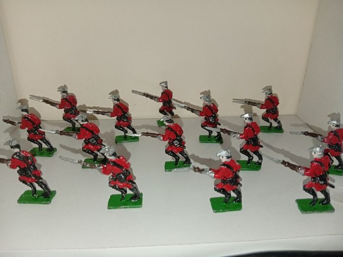 Collection Of Prince August toy soldiers 1970s Lead infantry Figures-some Damage