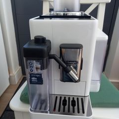 Delonghi Coffee Machine Rivelia - White