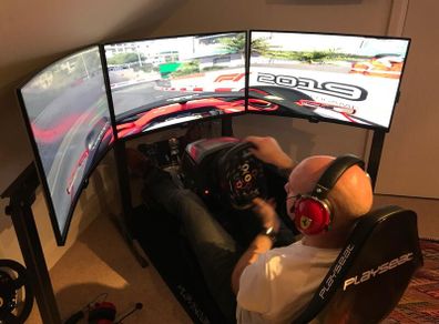 F1/Race Car Racing Simulator