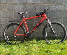 1yo Carrera Vengeance Mountain Bike (XL)