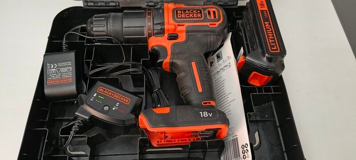 Black + Decker 18v drill