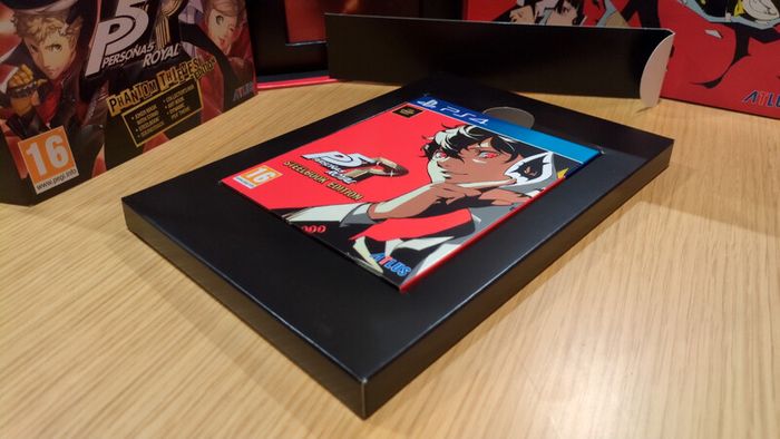 Persona 5 Phantom Thieves Edition