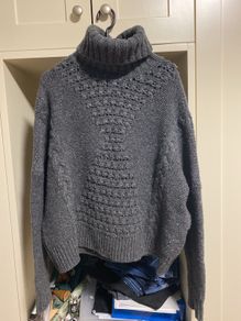 SUPERDRY grey jumper