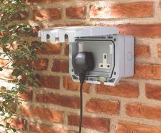Outside socket installation