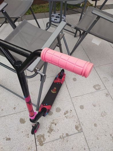 Kids stunt scooter