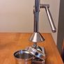 Stainless steel manual juicer Image 2