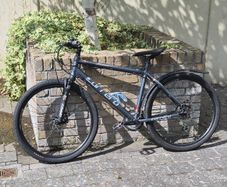 Grey Carrera Subway Hybrid Bike