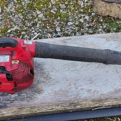 Petrol garden blower
