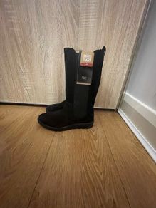 Girls boots new size EU33 prp50 euro