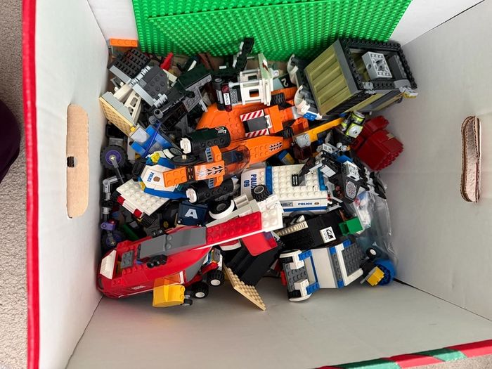Lego bundle - 20+ sets