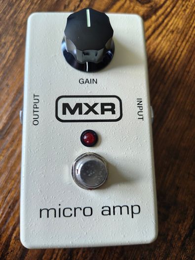 MXR Micro Amp (M133)