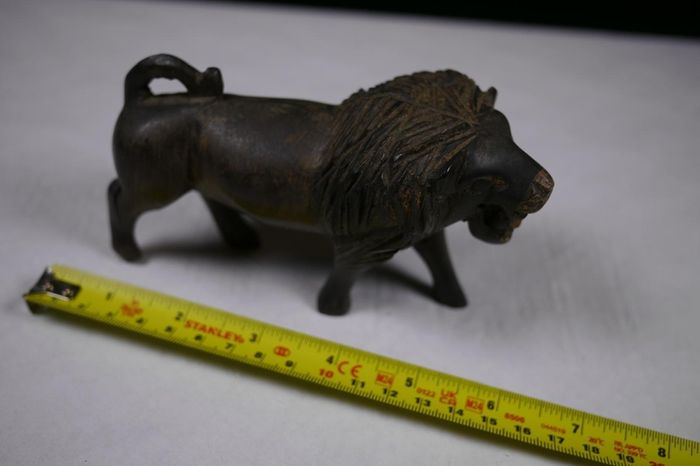 ornaments and figurines