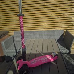 Maxi Micro Scooter Pink