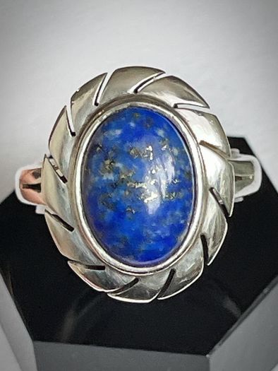Mexican sterling silver 925 ring with Lapis Lazuli