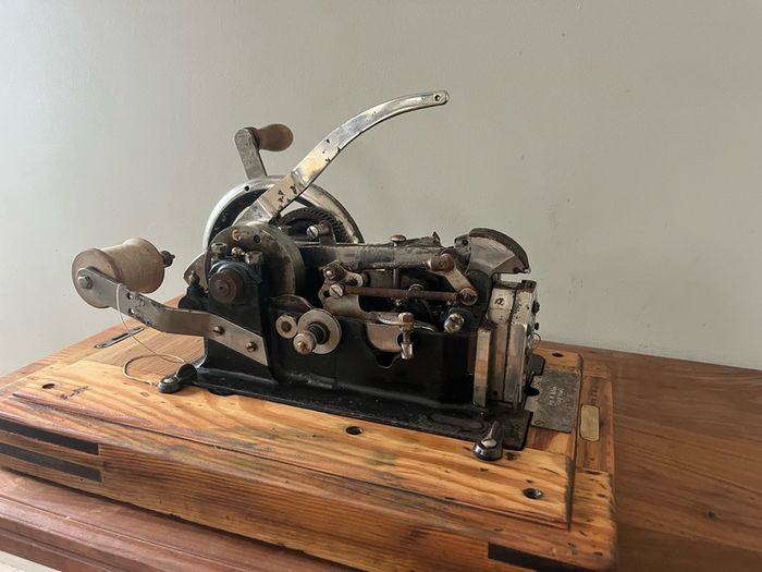 Frobana sewing machine