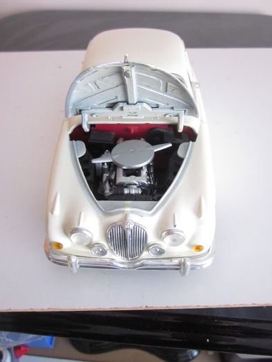Maisto Jaguar mark ii 1959  Diecast Model Car 1/18