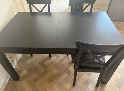 table and chairs