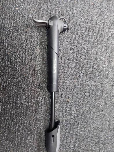 Mini pump