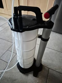 Oil/Fluid extractor, brand new