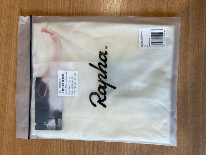 Rapha Men's Lightweight Base Layer - Short Sleeve