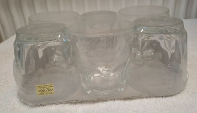 6 vintage Arcoroc glasses