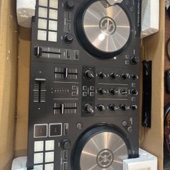 Traktor Kontrol S2