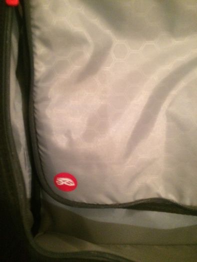 Endura cycling Rolling case with compartments
