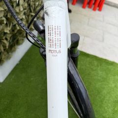 Electric bike , Raleigh Motus Tour Bosch Electric Bike , Very Low Mileage