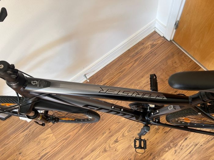 Hybrid Bike