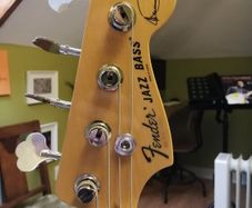 Fender Jazz Bass MIJ Marcus Miller Tobacco Sunburst.