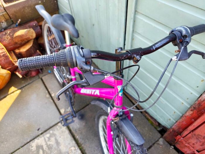 Girls bike