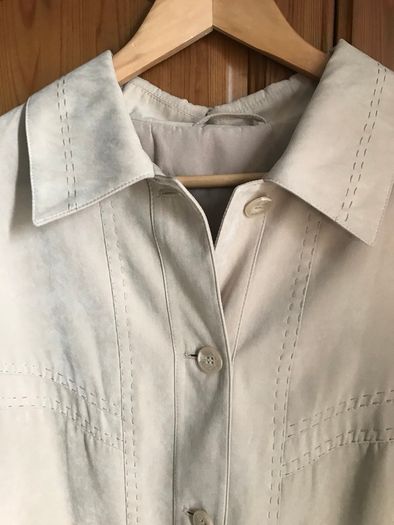 Stylish Jacket Beige Size 24 New w/o Tags