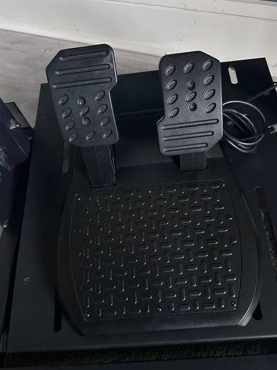 Ferrari Xbox steering wheel set