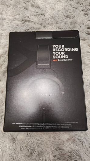 Beyerdynamic DT 1770 PRO 250Ohm headphones