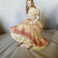 Royal Worcester Claire (from the Summer Romance collection