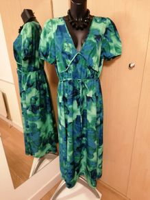 Women's Dress Nwot Size 16