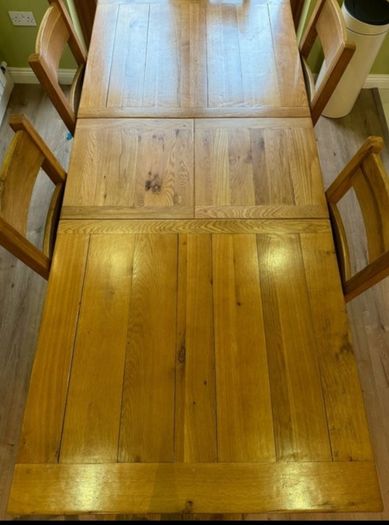 Solid Oak Extendable Table