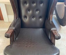 Beautiful Leather Armchair In Very Good Condition - Can Deliver