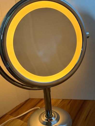 mirror