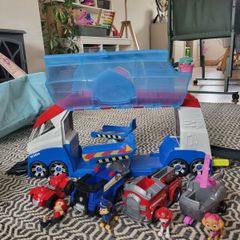 Paw Patrol truck, vehicles and characters