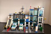 LEGO City Police Station Retired Set