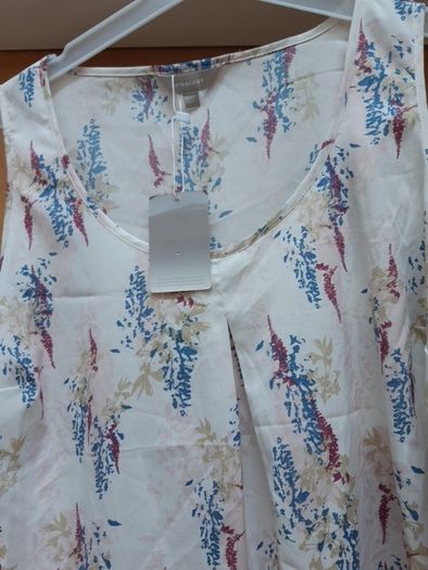 Anthology Sleeveless  Top. S.20 B.N.W.T.